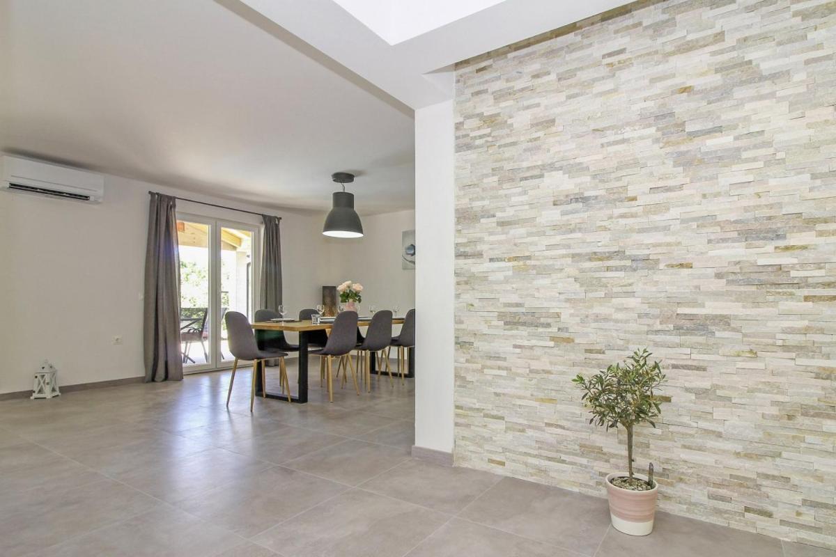 Natascha In Pamici - Haus Fuer 6 Personen Vila Žminj Exterior foto
